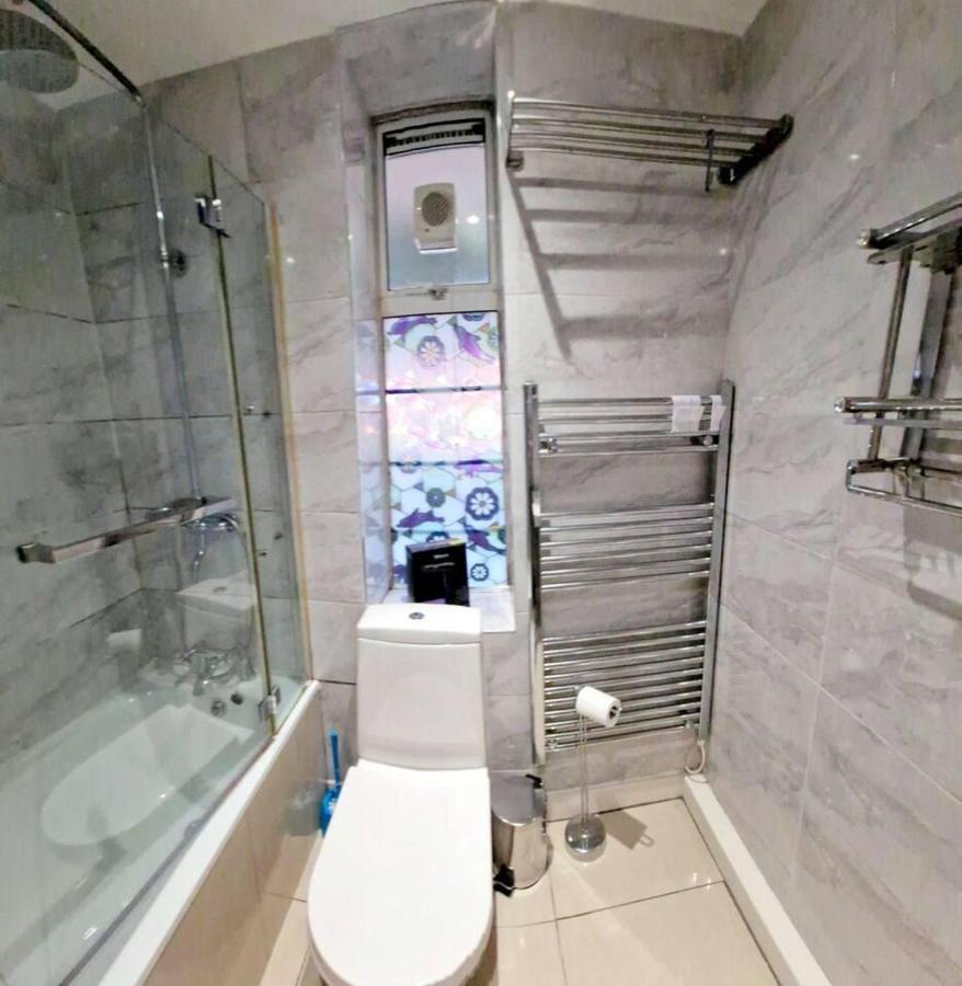 Modern 3-Bed House In Surrey Quays Villa London Exteriör bild